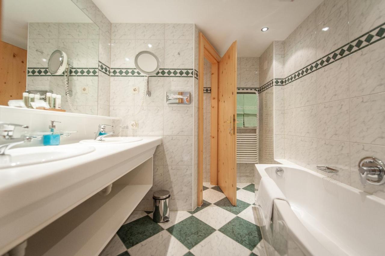 Quality Hosts Arlberg - Hotel Bergheim Санкт-Антон-ам-Арльберг Екстер'єр фото